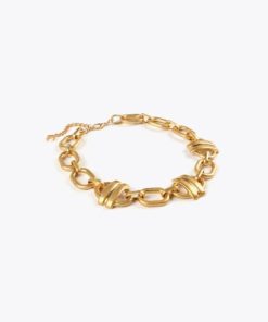 Couturecrest.shop044005e1ea 4