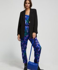 Couturecrest.shop2d6b271d17 4