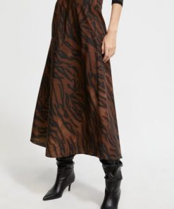 Couturecrest.shop3bd387c0d7 4