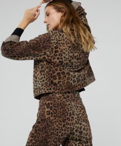 Couturecrest.shop46e210a8a3 4