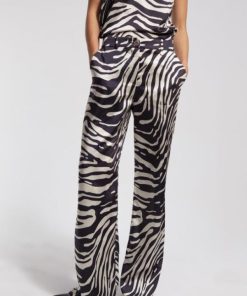 Couturecrest.shop47df030524 3