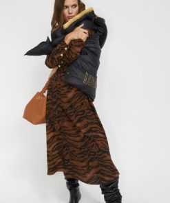 Couturecrest.shop48622b9145 4