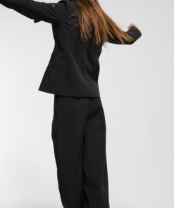 Couturecrest.shop5bd70db697 4