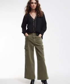 Couturecrest.shop5d702c8134 3