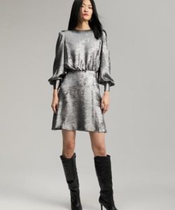 Couturecrest.shop6441e4205f 4