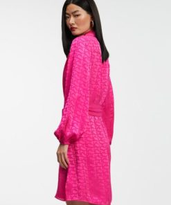 Couturecrest.shop82456442cb 4