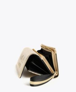 Couturecrest.shopa55ff6b971 3