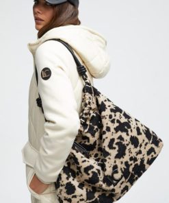 Couturecrest.shope92f95151a 2