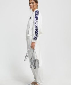 Couturecrest.shopf0f6601ccf 2