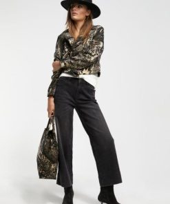 Couturecrest.shopf17e83b7a3 2