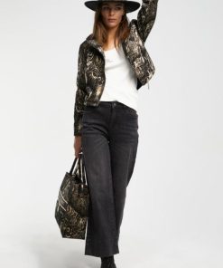 Couturecrest.shopf17e83b7a3 5